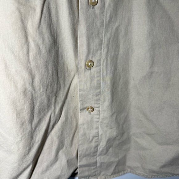 Vintage L.L. Bean Men's Short Sleeve Utility Button Down Shirt. Made in USA. - Picture 5 of 6